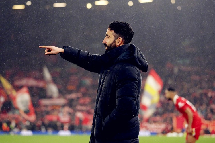 manbetx万博体育-曼联赛季前瞻:在失败中积蓄能量,全新三叉戟带来复兴曙光