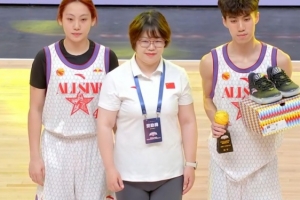 manbetx万博-CUBAL全明星三分大赛-张博雅&叶润峰分获女子组和男子组冠军