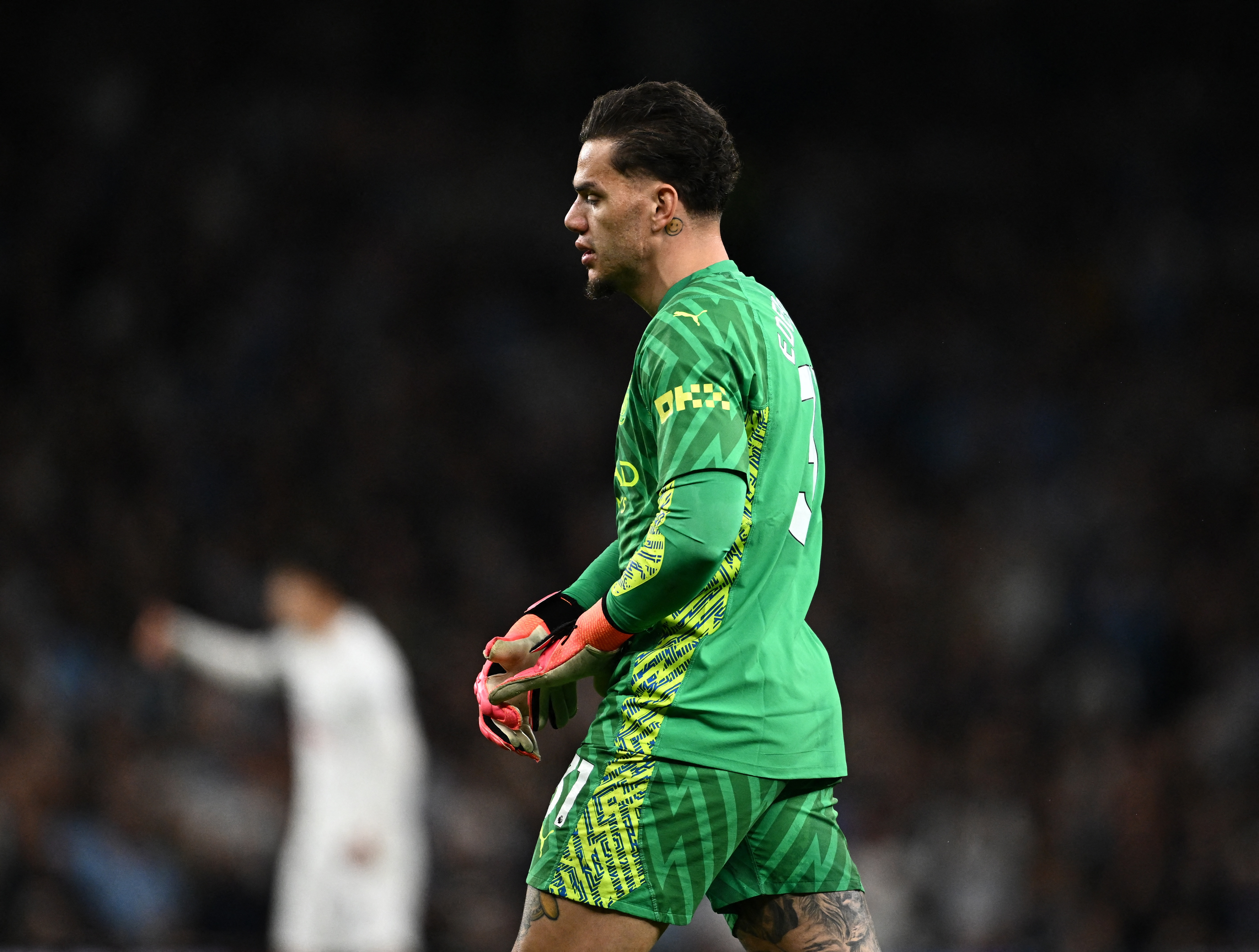 manbetx万博-斯基拉：费内巴切提高薪资报价，力争埃德森转会加盟