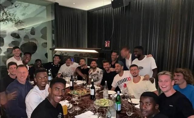 1706274573872020975.jpeg 万博体育-【专栏】王勤伯:球队团建,不仅是唱首歌