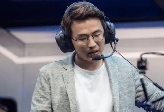 manbetx万博官网-寒夜心目中历史前三打野:暖阳、花海,还有个得再想想