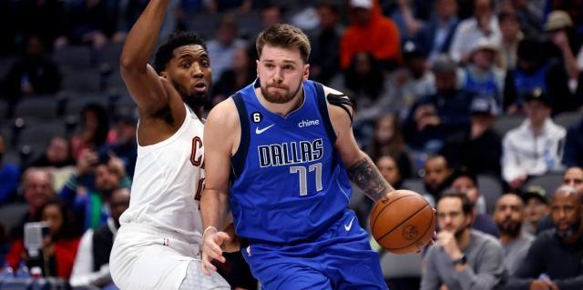 1673158209232024031.jpg manbetx万博官网-【圆桌】高分表演层出不穷 NBA鼓励进攻数据掺水?