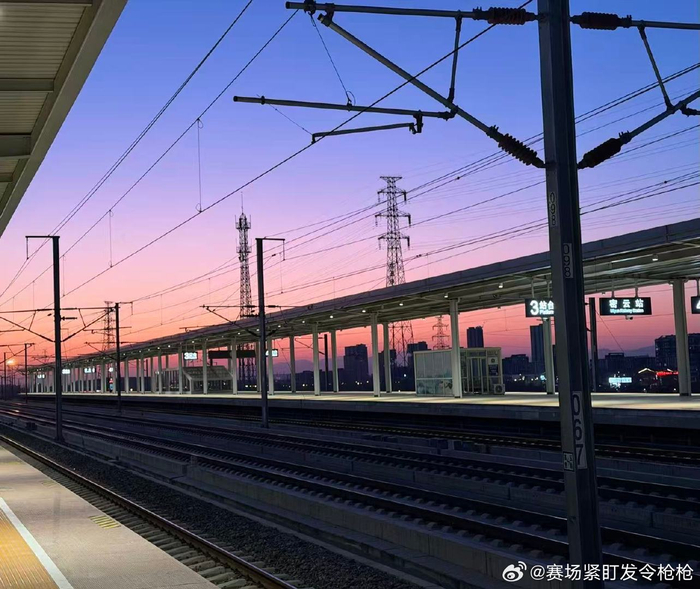 庞瀚辰分享单板滑雪新技能，充实度过2026年首月|_新浪体育_新浪新闻