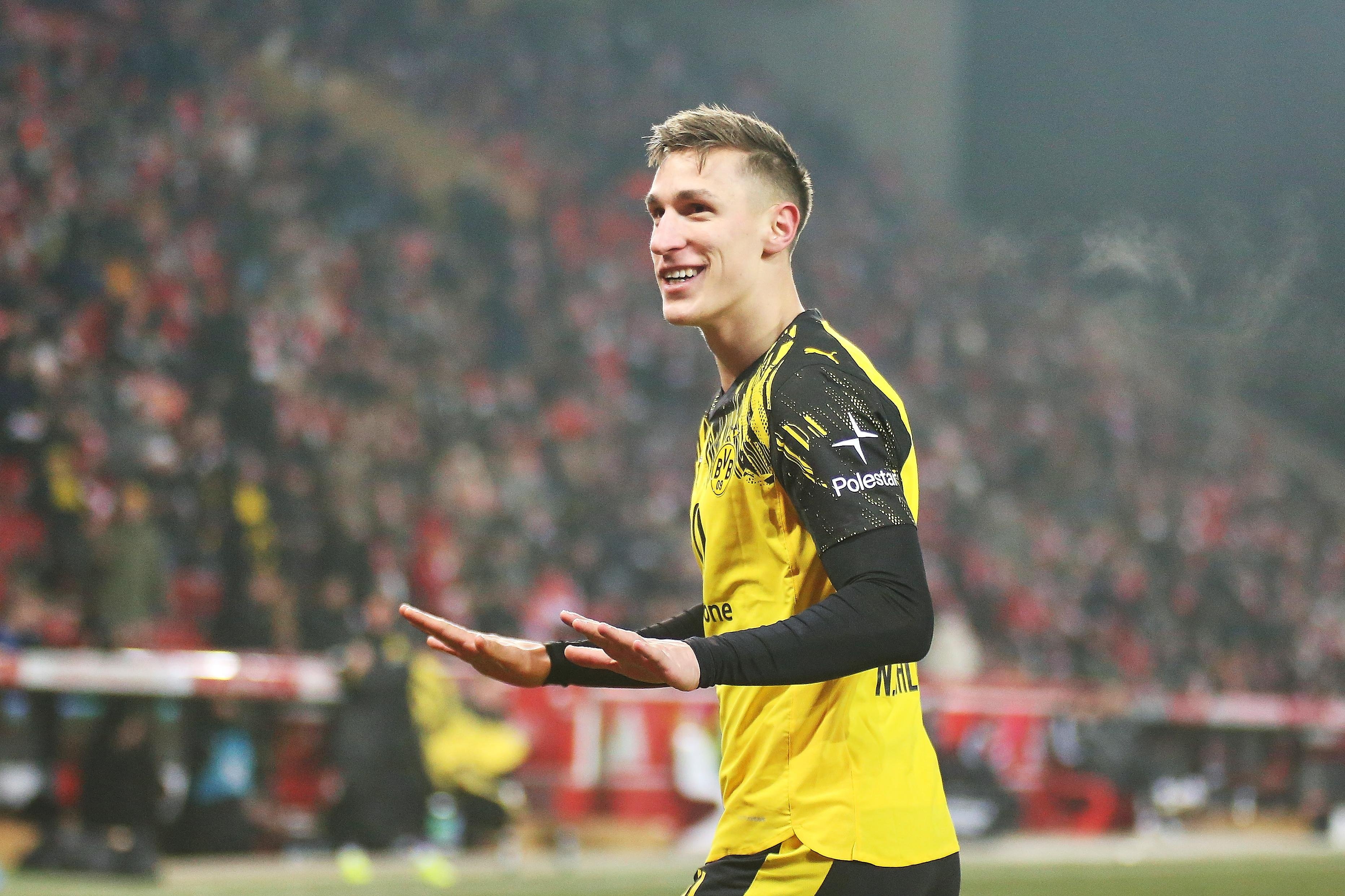 manbetx万博体育-罗马诺:皇马关注施洛特贝克情况,派出球探考察他的表现