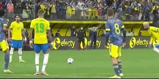 万博体育-【世预赛】内马尔助攻帕奎塔制胜，巴西1比0提前出线